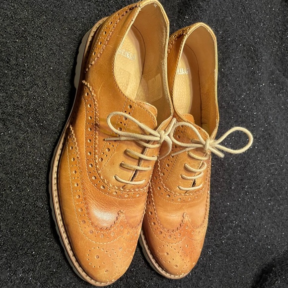 Manfield Tan Wingtips gently worn - Picture 5 of 5